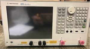 Analyseur de réseaux vectoriels ENA E5061B d’Agilent, 5 Hz à 3 GHz