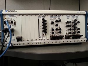 Système RF PXI-express de National Instruments comprenant un analyseur de signal de vecteur de 6,6 GHz